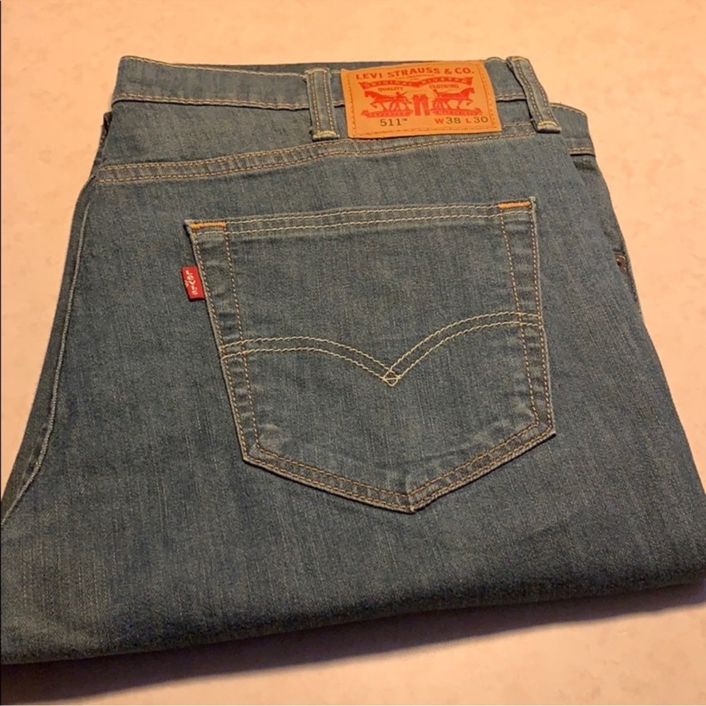 Man Levi jeans size 38×30 style 511